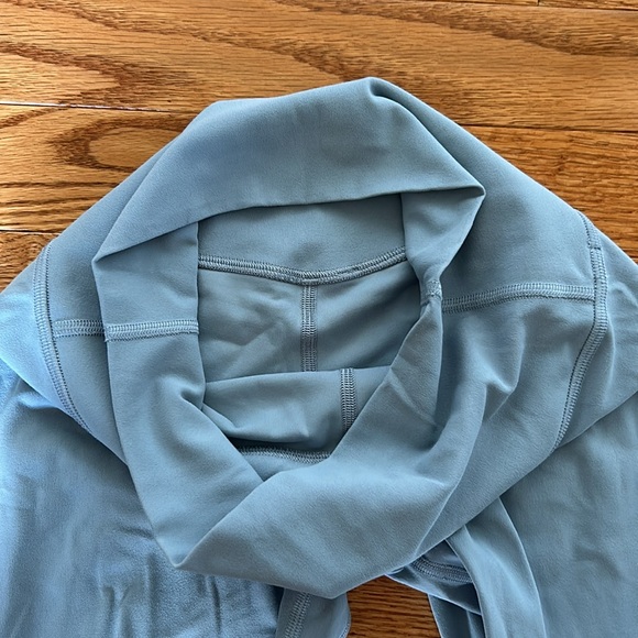 Lululemon Align Leggings. Size 4. Chambray blue - Picture 4 of 6